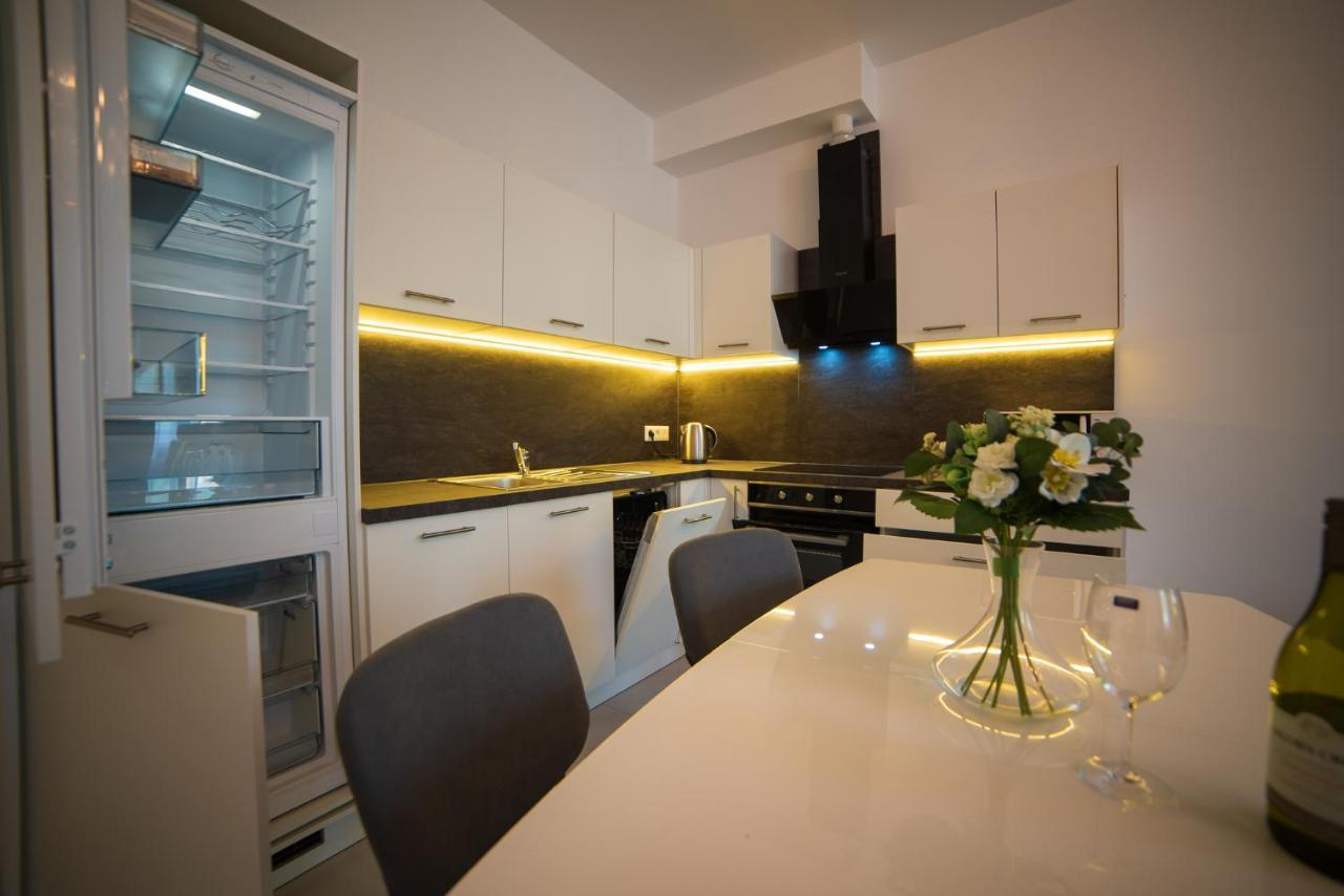 Top Class Apartments In Carlsbad Karlovy Vary Exterior foto
