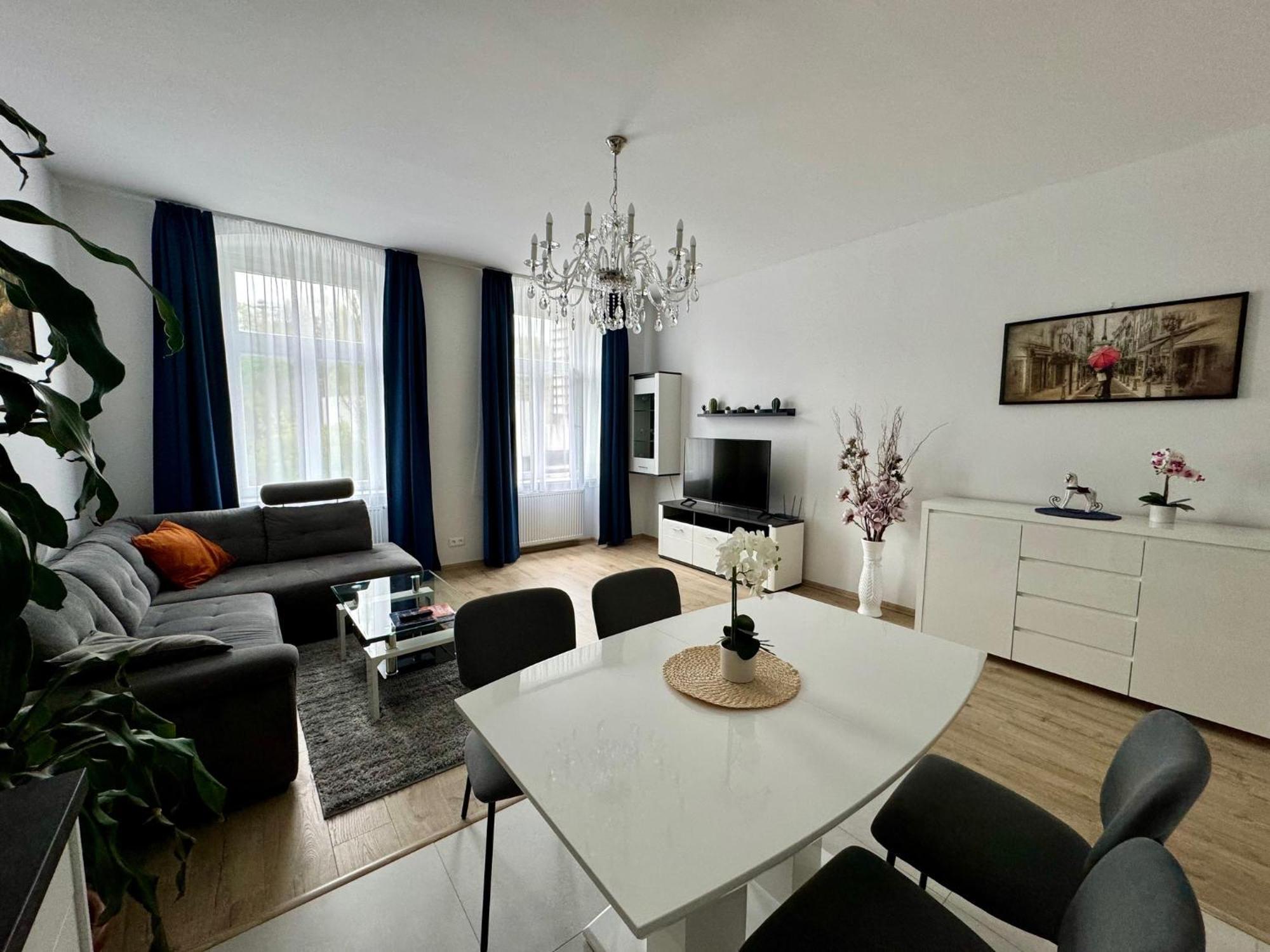 Top Class Apartments In Carlsbad Karlovy Vary Exterior foto